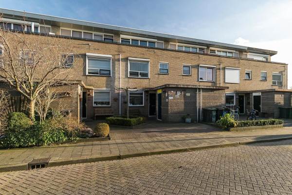 Woning Burg G van Andellaan 5 Zuidland