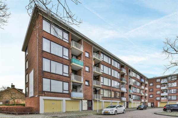 Woning Lou Jansenplein 19 Amsterdam