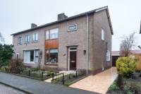 Woning Beatrixlaan 18 Dirksland