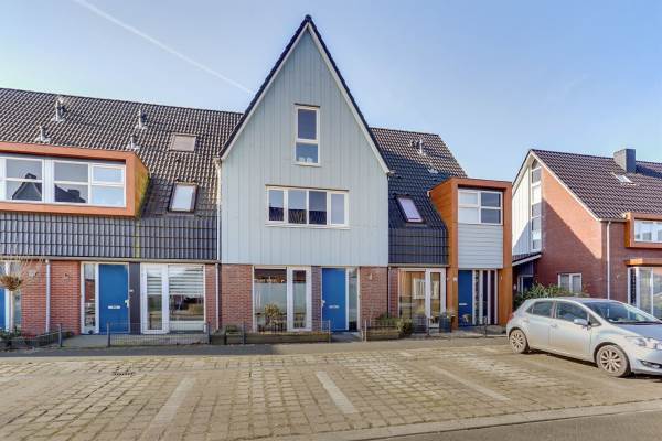 Woning Inlaagdijk 126 Zwaag