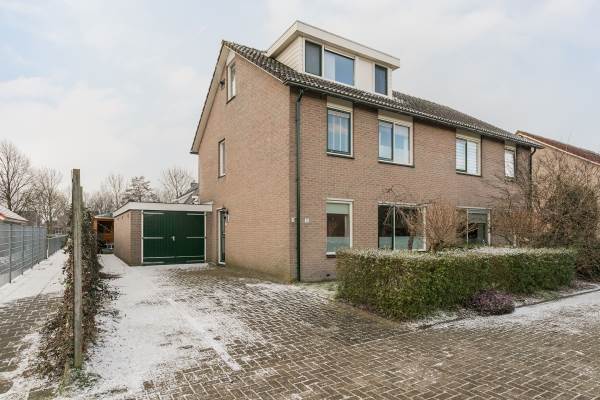 Woning Ringfeart 16 Sintjohannesga