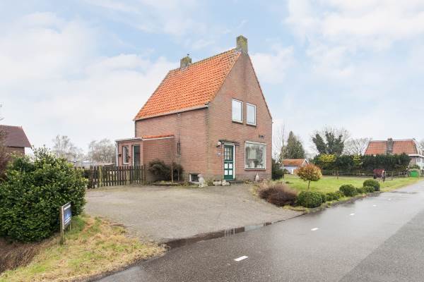Woning Hoofdweg 136 De Krim