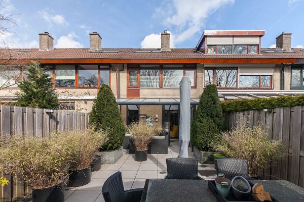 Woning Schakelweg 142 Hoogvliet Rotterdam