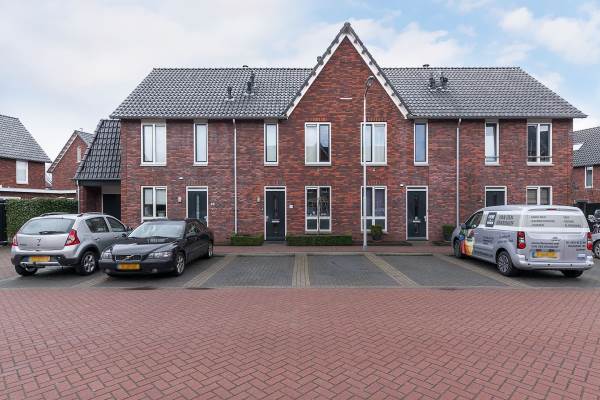 Woning Van Hallstraat 18 Lunteren