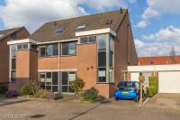 Woning Van der Does de Willeboisstraat 33 Wateringen