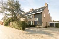 Woning van Oldenbarneveltlaan 24 Eindhoven