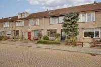 Woning Anna Reynvaanstraat 17 Heemskerk