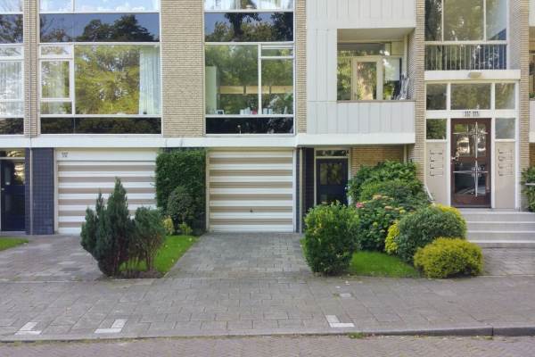 Garage Smaragdhorst 355 Den Haag