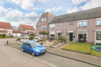 Woning Iepenlaan 24 Halsteren
