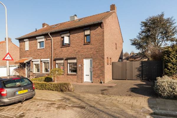 Woning Pastoor van der Heijdenlaan 54 Kerkrade