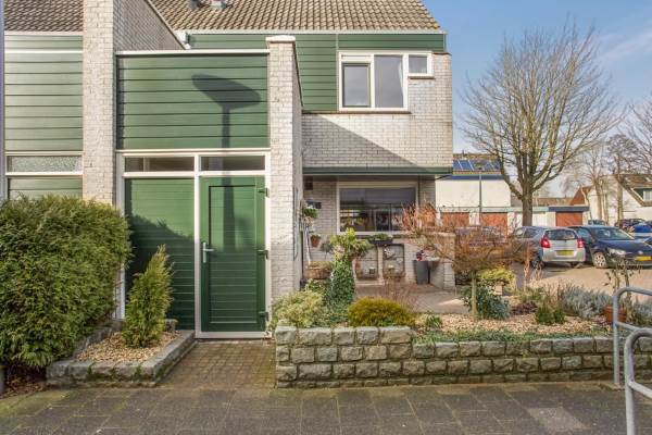 Woning Karperveen 455 Spijkenisse