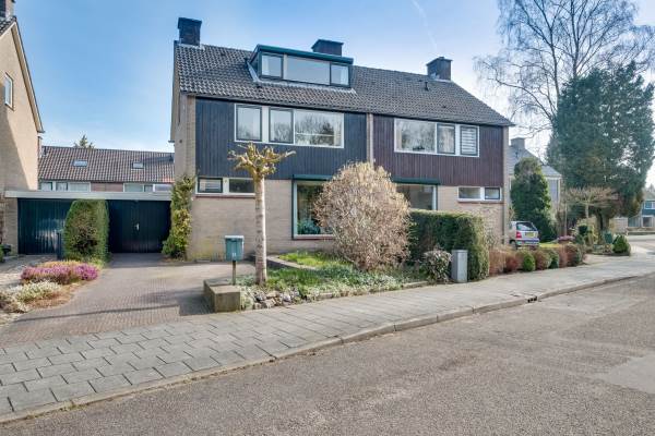 Woning Peter van Anrooylaan 22 Dieren