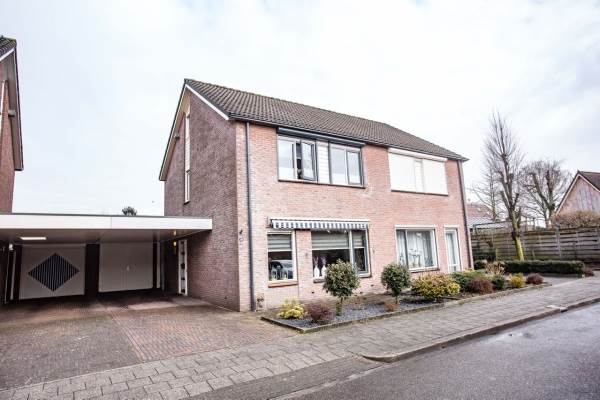 Woning De Nijverheid 49 Vroomshoop