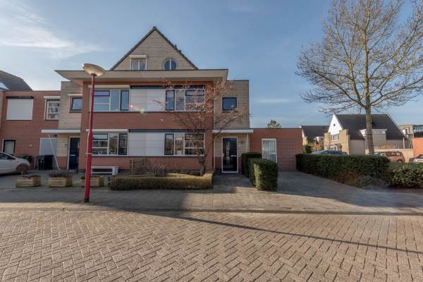 Woning Slauerhoffstraat 16 Oud-Beijerland