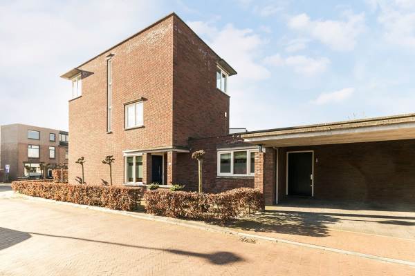 Woning Generaal Maczekstraat 63 Breda