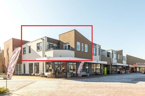 Woning Kroonplein 28 Lemelerveld