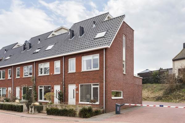 Woning Arie Jacob van Ogtenstraat 47 Ochten