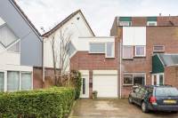Woning van Meeuwenstraat 25 Spaarndam