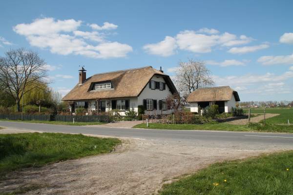 Woning Middelweg 37 Numansdorp