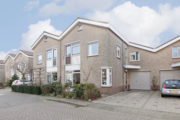 Woning Vogelkers 62 Heemskerk