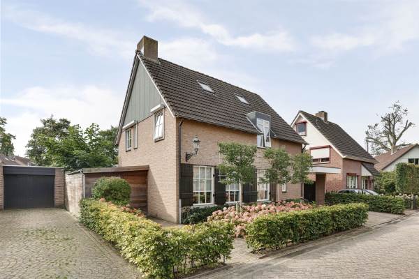 Woning Baksweer 250 Raamsdonksveer