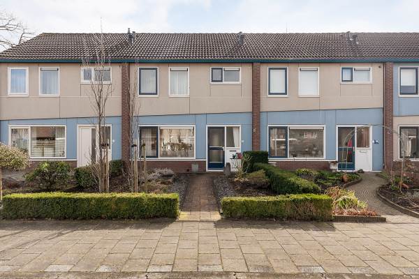 Woning P.Buismanstraat 15 Lemelerveld