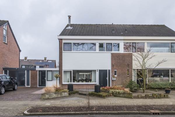 Woning Vredeveld 14 Almelo