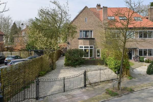Woning Burgemeester Lambooylaan 5 Hilversum