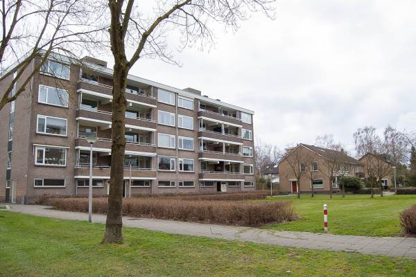 Woning J.J. van Deinselaan 378 Enschede