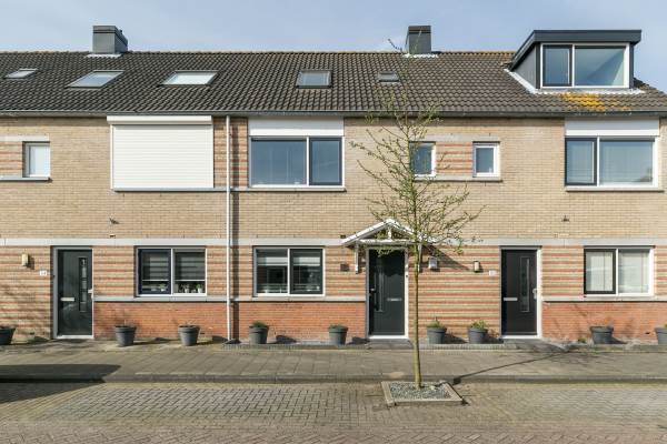 Woning Madelon Lulofsstraat 32 Spijkenisse