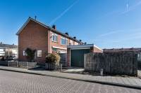 Woning Goudenregenstraat 15 Numansdorp