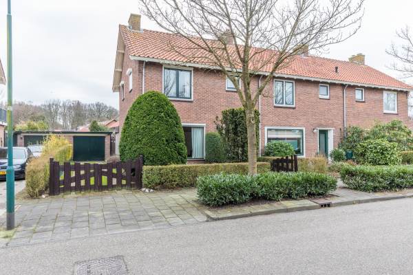 Woning Rembrandtlaan 28 Loosdrecht