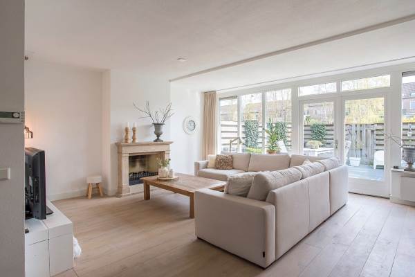 Woning August V&#2 46 Hengelo