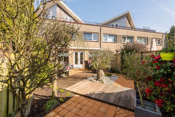 Woning Jonkvrouw van Naaldwijklaan 5 Vlaardingen