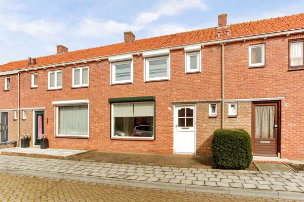 Woning Aagje Dekenstraat 12 Terneuzen