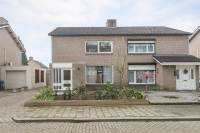 Woning Pastoor Petersstraat 9 Buchten
