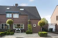 Woning aan de Poel 6 Arcen