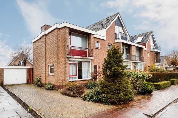 Woning Meidoornlaan 8 Harmelen