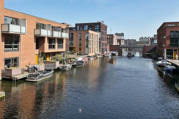 Woning Nicolaas Hennemanhof 16 Amsterdam