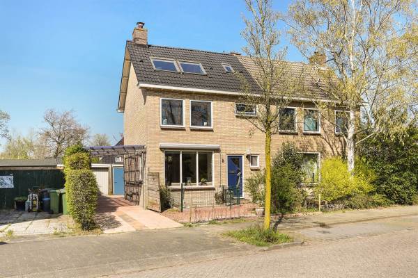 Woning 't Hoenstraat 2 Westzaan