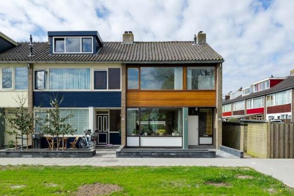 Woning Anthonie van Dijcklaan 2 Voorschoten