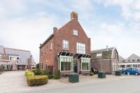 Woning Noordeinde 77 Roelofarendsveen