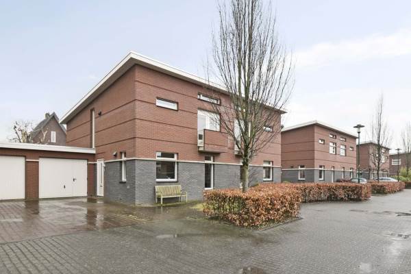 Woning Josinahof 13 Breukelen