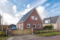 Woning Essenlaan 26 Dirksland