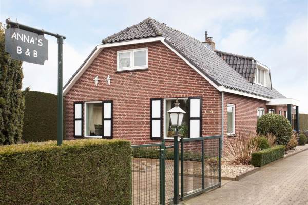 Woning Bovenheigraaf 120 't Loo Oldebroek