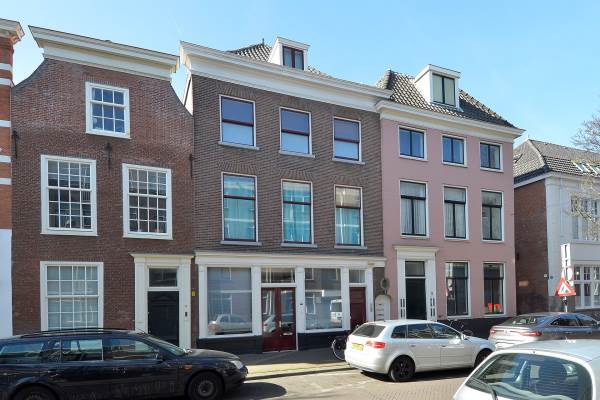 Woning Lange Beestenmarkt 11 Den Haag
