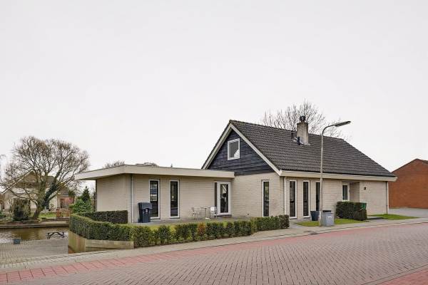 Woning Schelpweg 42 Strijen