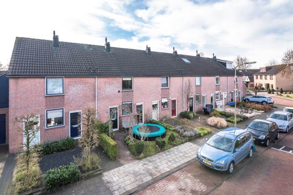 Woning Kardinaal Alfrinklaan 52 Nijkerk