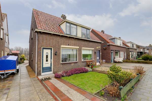 Woning Koningin Wilhelminalaan 132 Hardinxveld-Giessendam