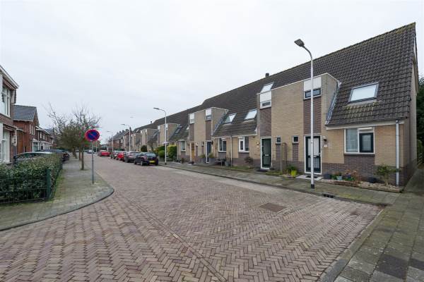 Woning Wilhelminastraat 14 Halfweg